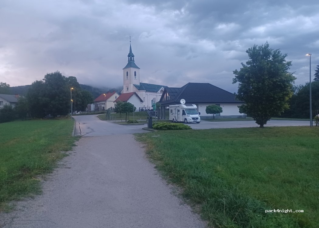 (1382) Begunje pri Cerknici - 27 Begunje pri Cerknici — foto 3