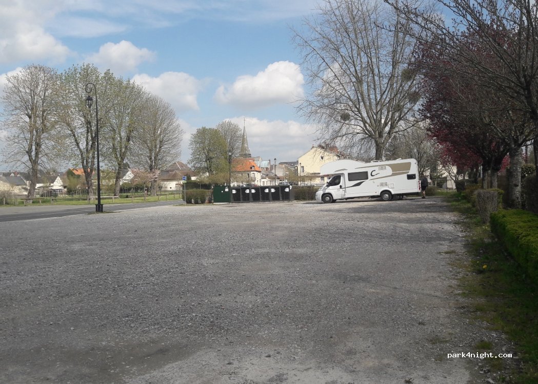 (02350) Liesse-Notre-Dame - 4 Rue de l'Esplanade — foto