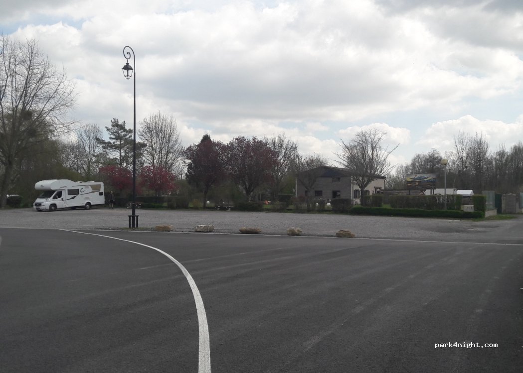 (02350) Liesse-Notre-Dame - 4 Rue de l'Esplanade — foto 2