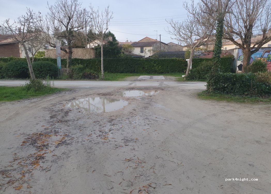 Aire De Camping Car La Crèche — foto 5