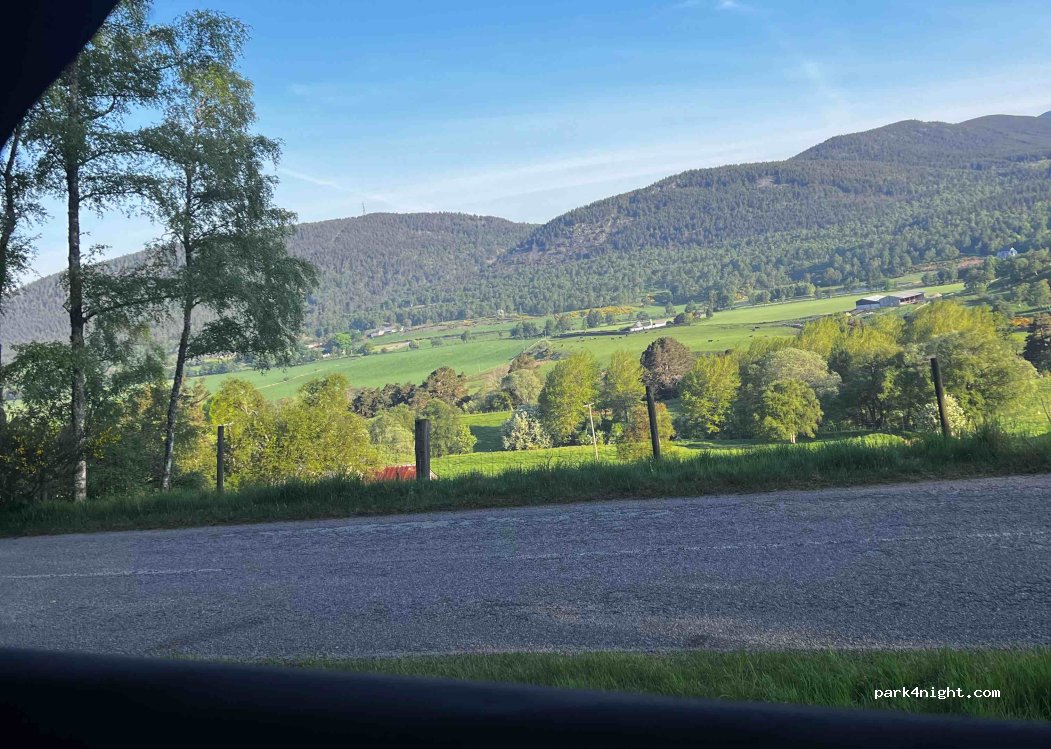 (AB35 5SJ) Ballater - B976 — foto 3