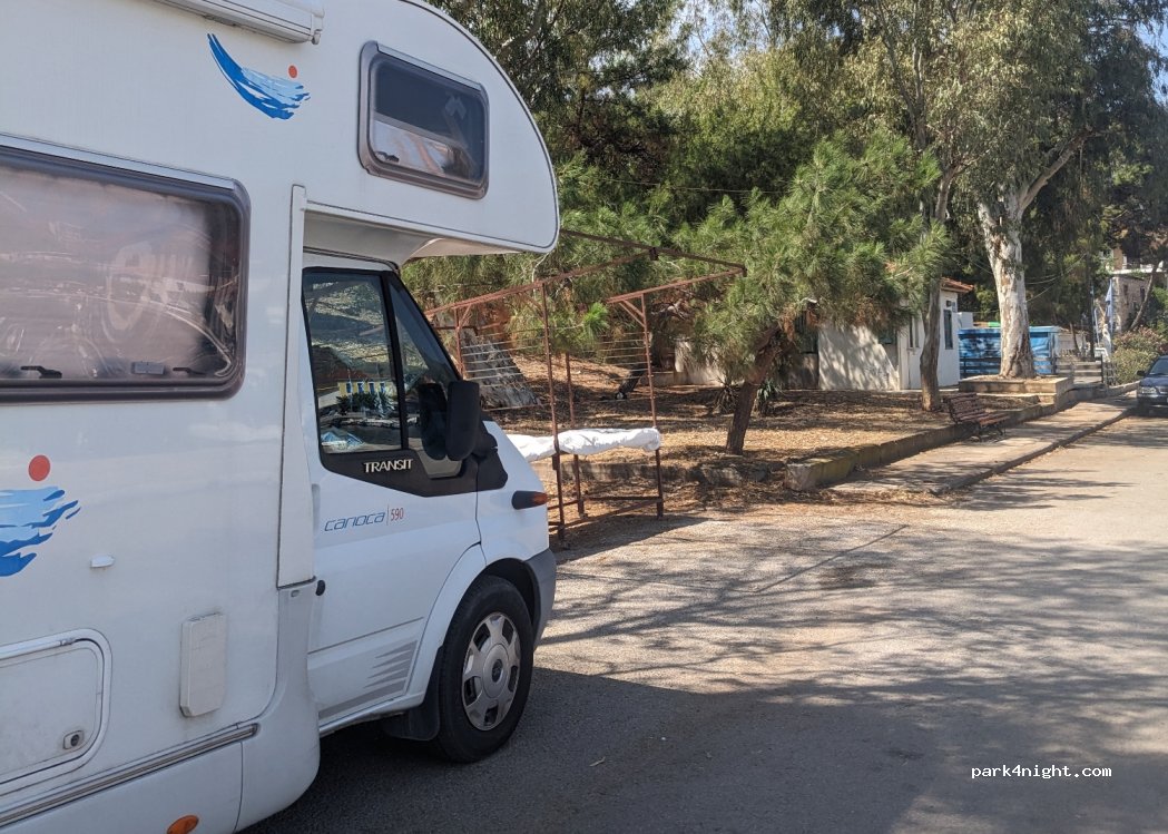 (330 52) Galaxidi - Unnamed Road — foto 3