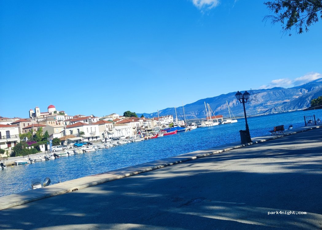 (330 52) Galaxidi - Unnamed Road — foto 4