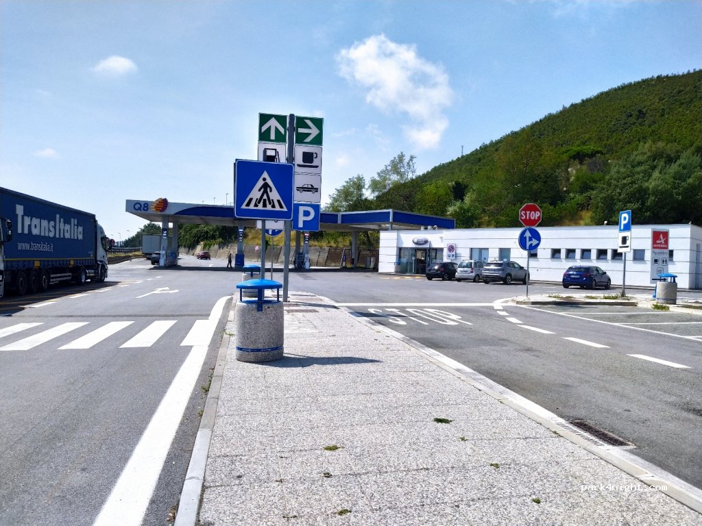 (17100) Savona - Autostrada A10 Genova — foto