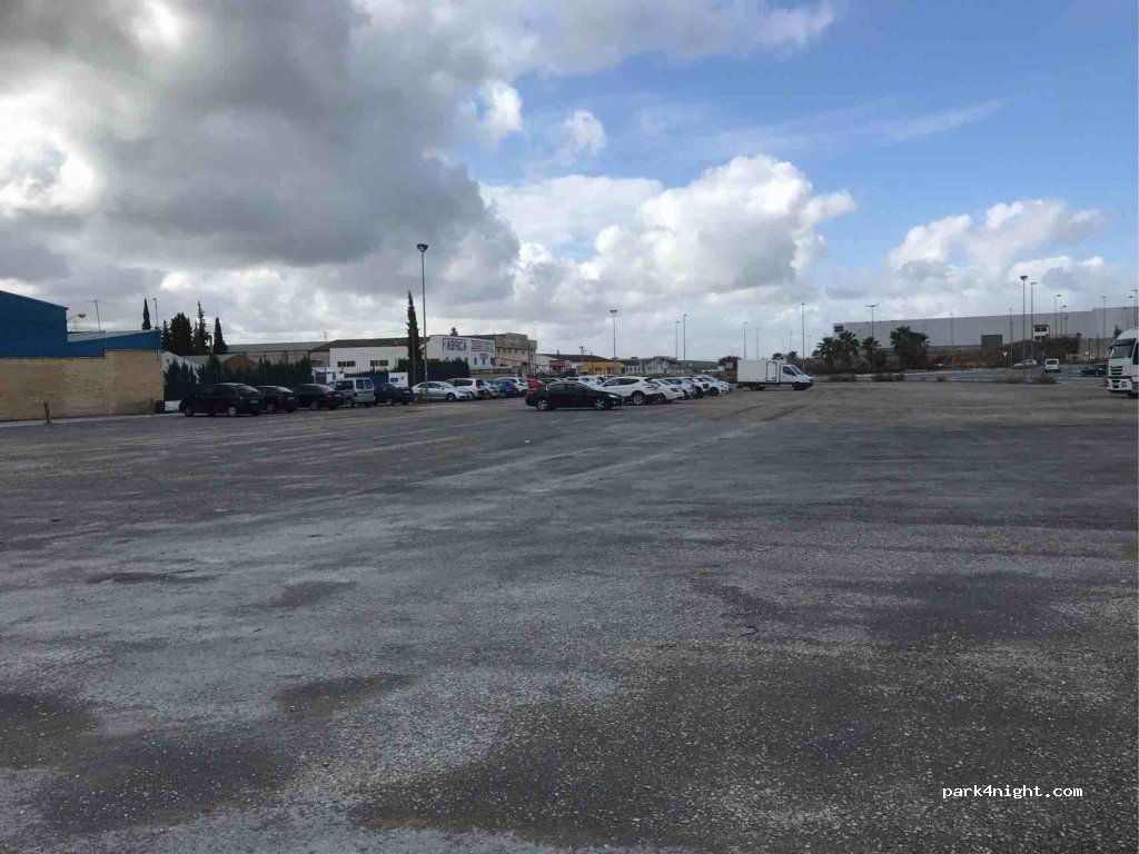 (14900) Lucena - 6 Calle Ssgg — foto