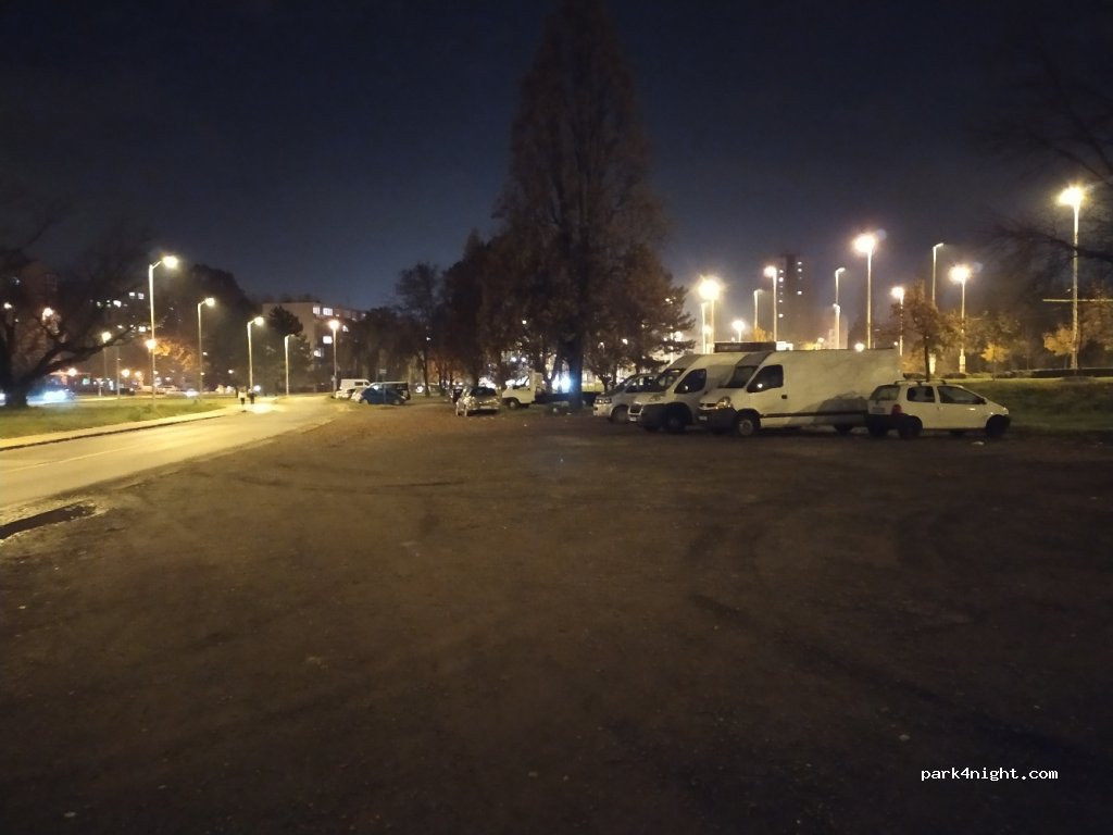(10000) Zagreb - Avenija Marina Drzica — foto 2