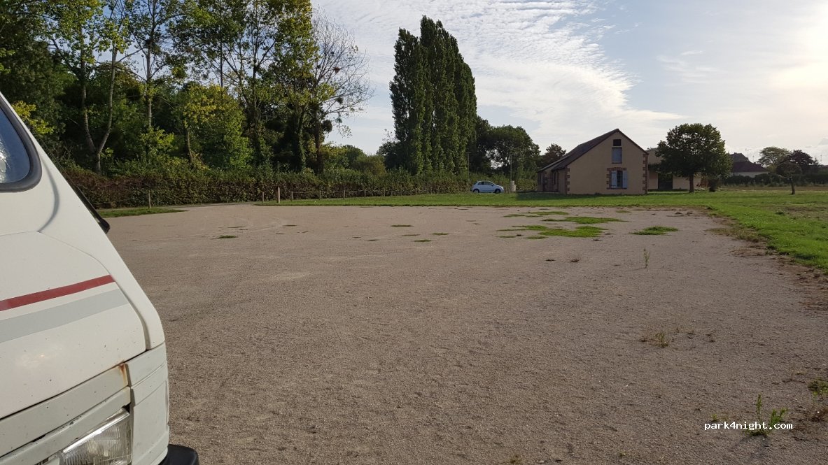 (41100) Saint-Firmin-des-Prés - 22 Fos Dardé — foto 2
