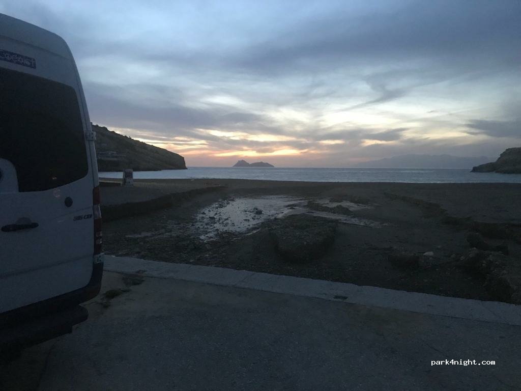 (702 00) Matala - Unnamed Road — foto