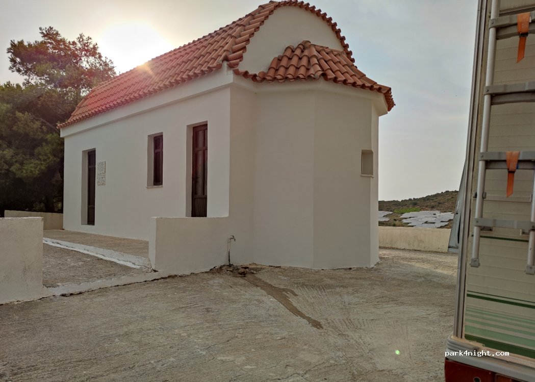 (230 70) Monemvasia - Unnamed Road — foto 2