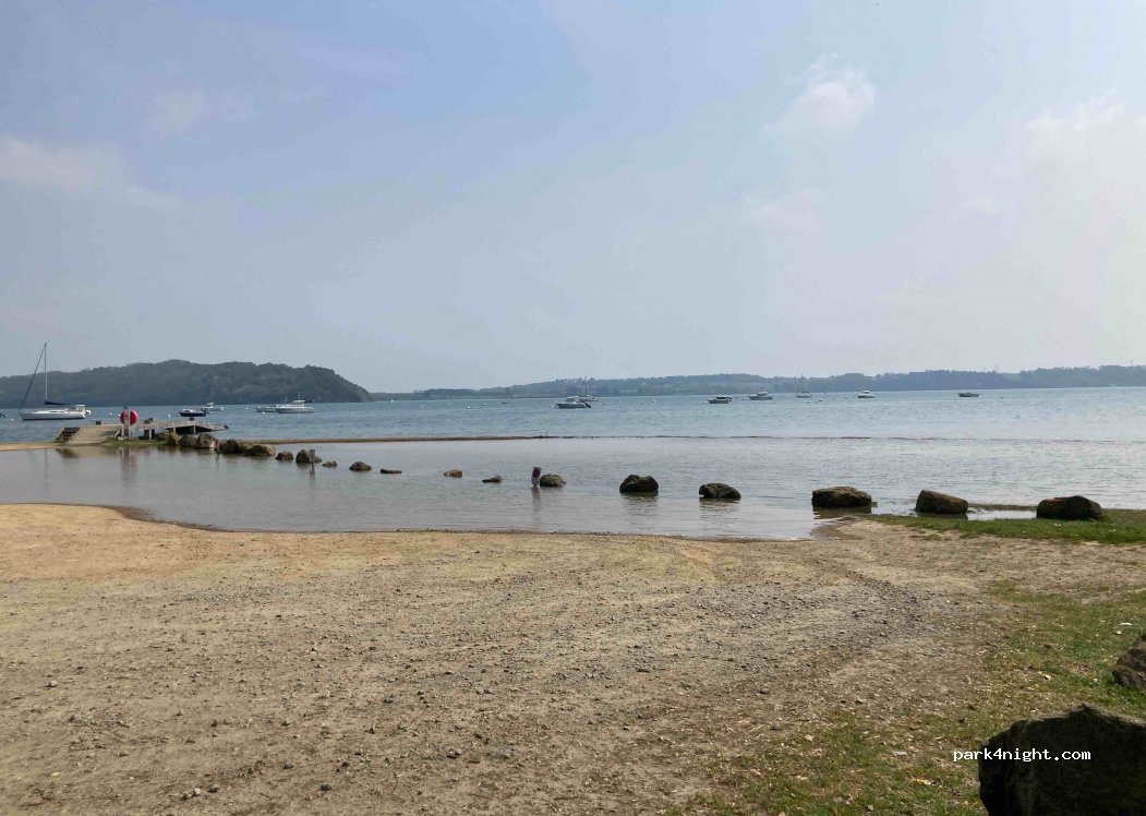(22490) Langrolay-sur-Rance - Unnamed Road — foto 3