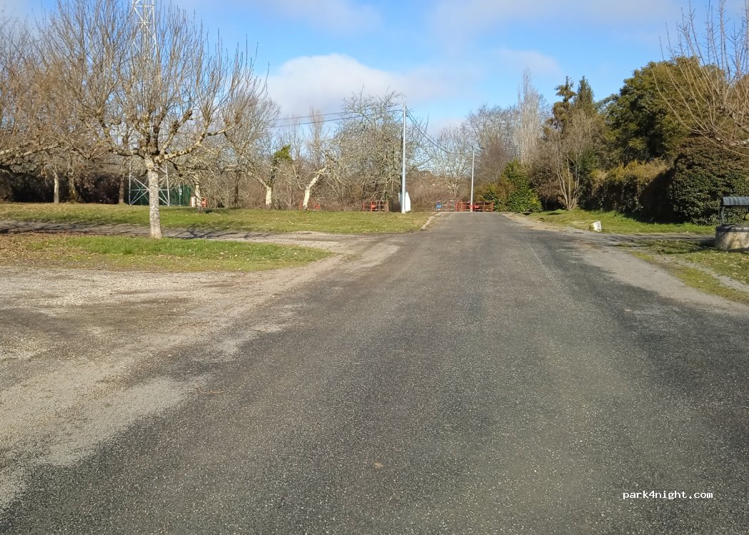 (47340) La Croix-Blanche - 1942 Route du Moulinet — foto 2