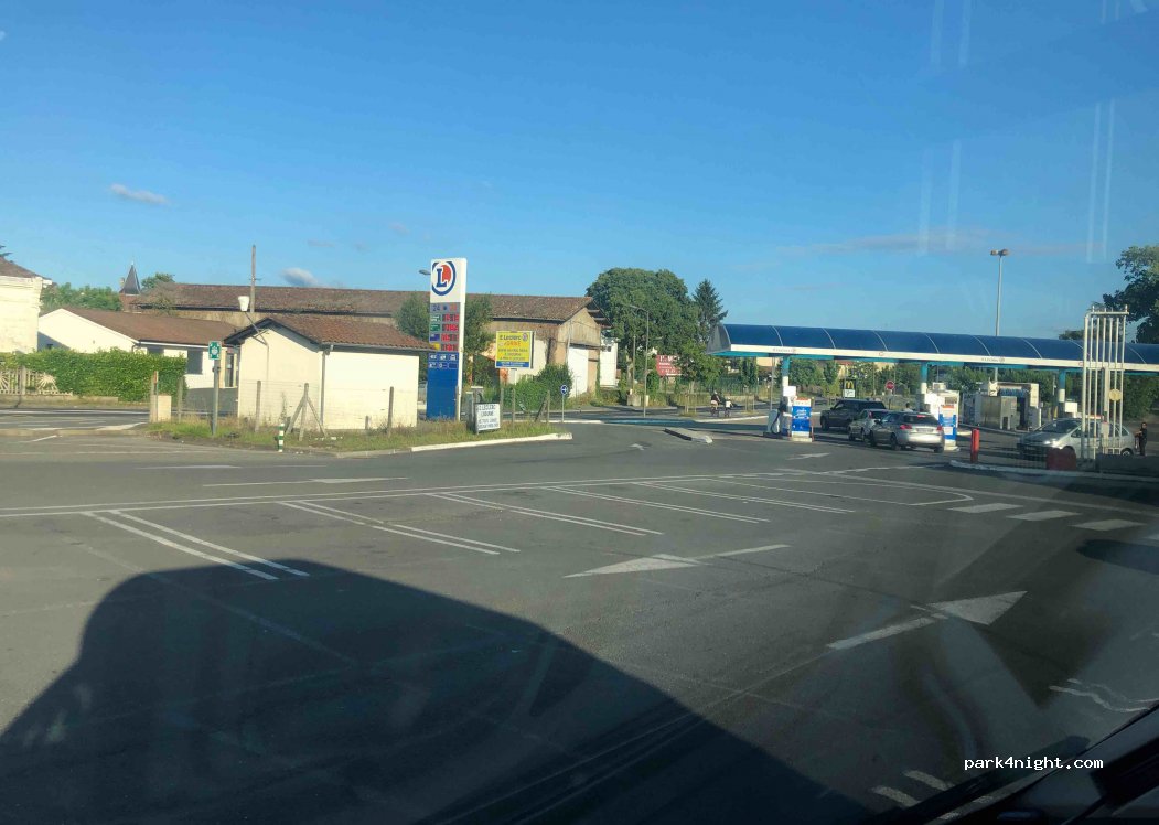 (33500) Libourne - 7 Avenue de la Roudet — foto