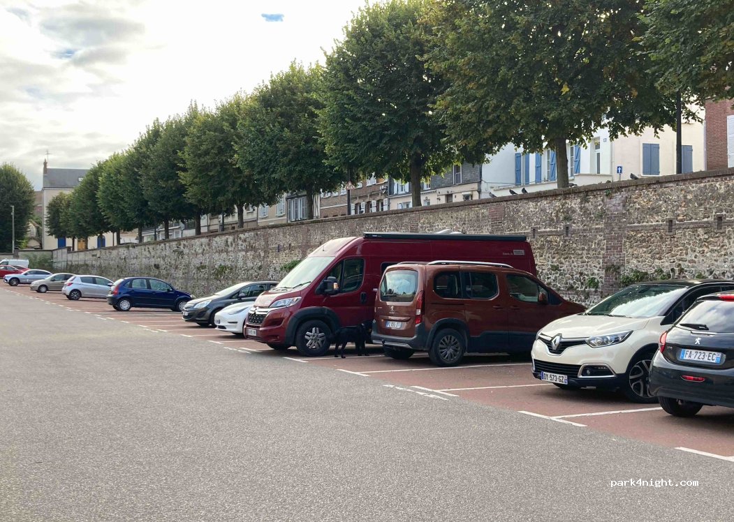 (27000) Évreux - 1-3 Boulevard Chambaudoin — foto 3