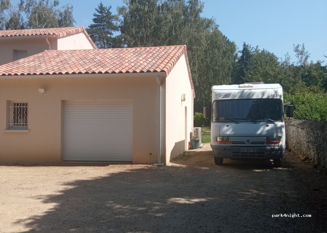(86800) Sèvres-Anxaumont - 56 Bis Chemin des Chirons des 3 Fusées — foto