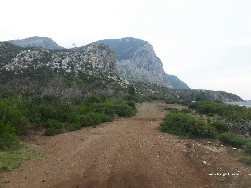 (340 05) Limni - Unnamed Road — foto 3