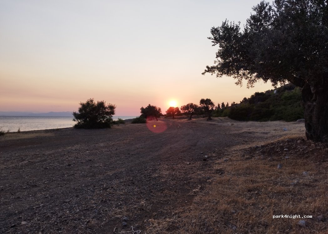 (340 05) Limni - Unnamed Road — foto 4