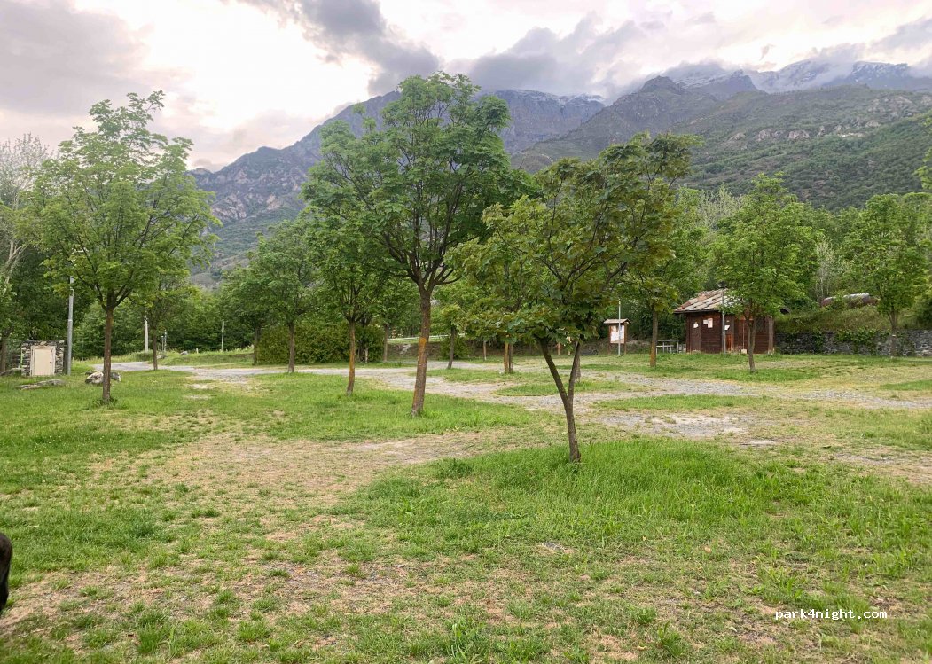 Area Sosta Camper - Chianocco — foto