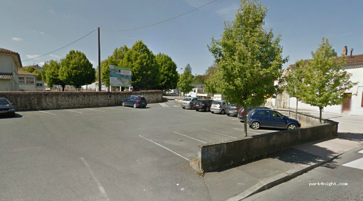 (79200) Parthenay - 20 Boulevard Anatole France — foto