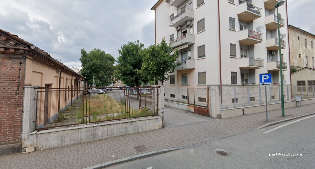 (15033) Casale Monferrato - 3 Viale Piave — foto