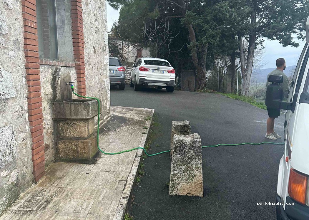 (58014) Saturnia - 4 Piazza Benvenuto di Giovanni — foto 4