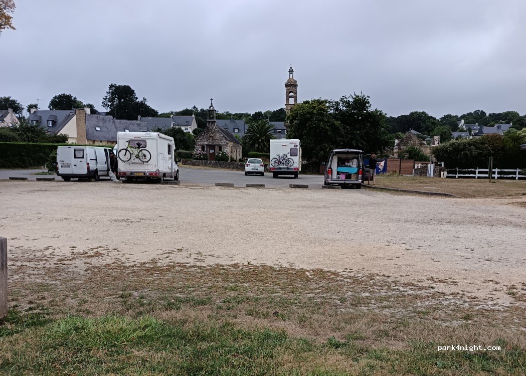 (29460) Hanvec - 2 Place de la Chapelle — foto 5
