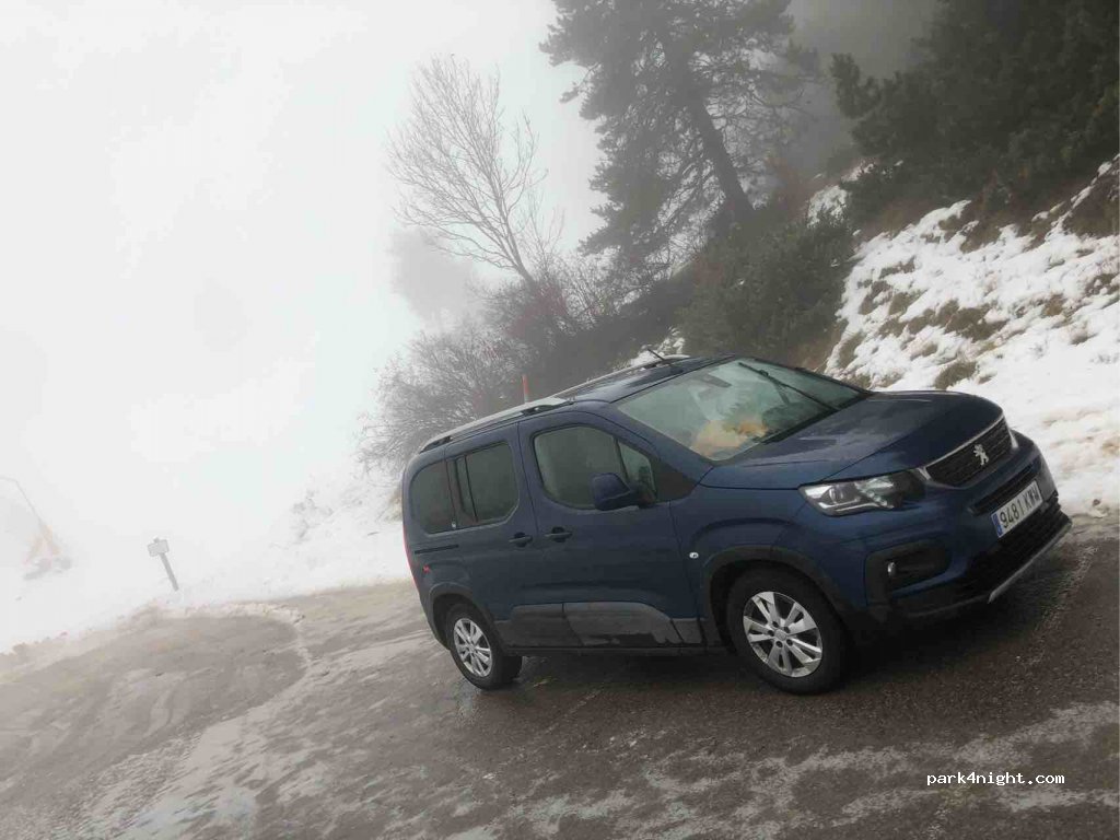 (17537) Alp - Avinguda Roc Blanc — foto