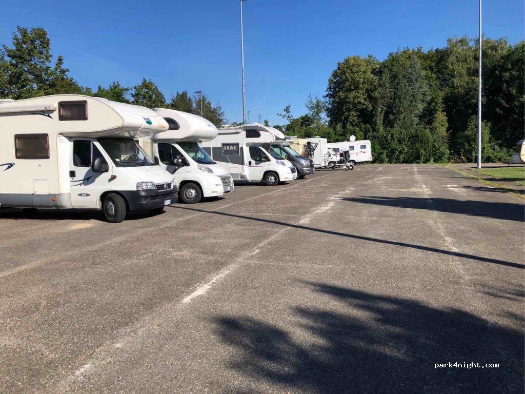 (77694) Kehl - An den Sportanlagen — foto