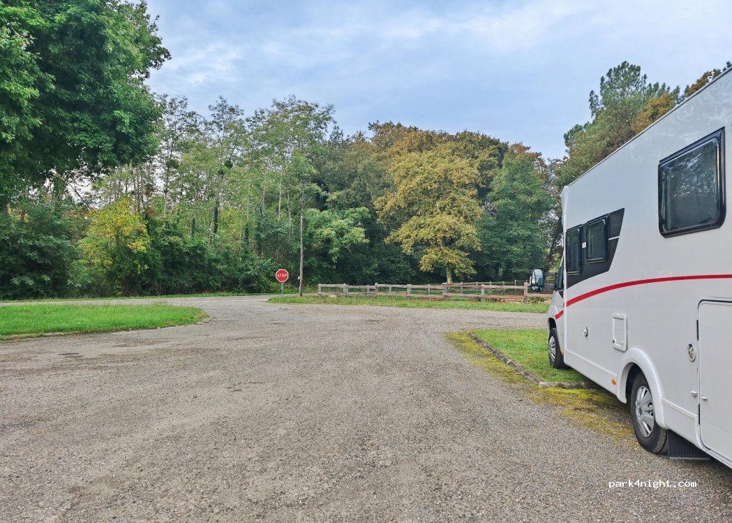 (40120) Roquefort, Landes - 1451 Avenue de l'Armagnac — foto 4