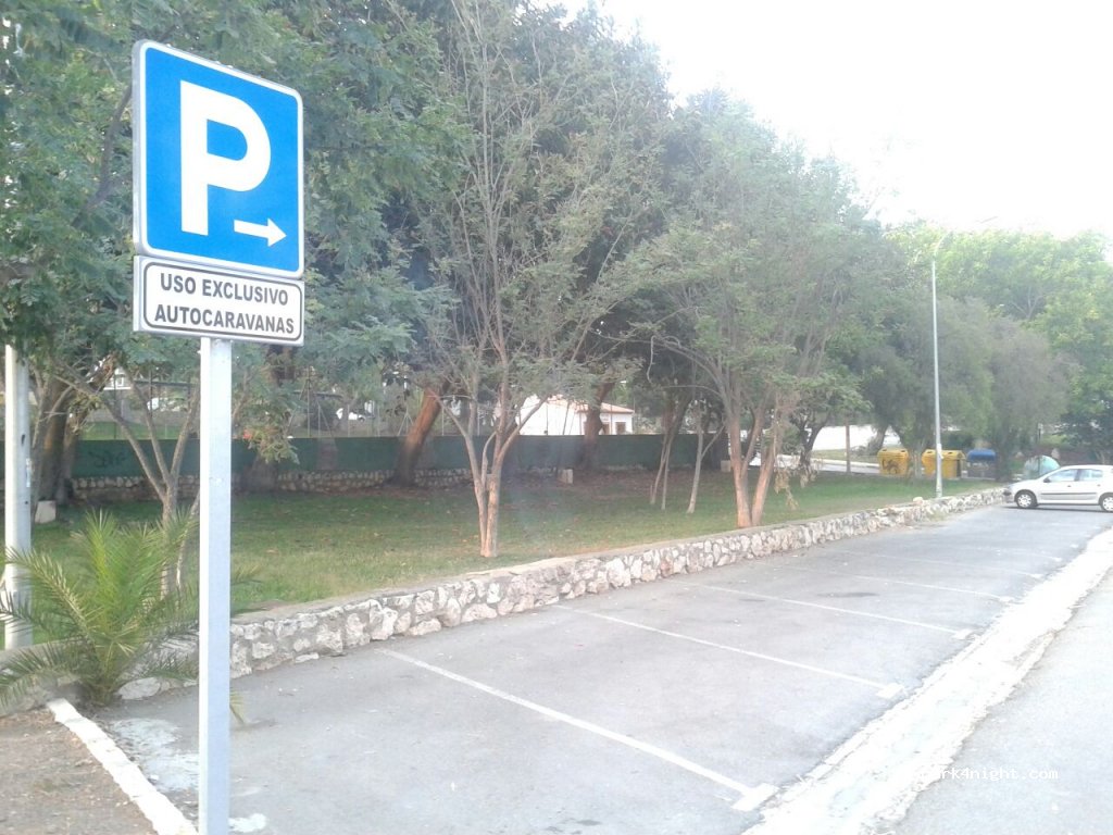 (29730) Rincón de la Victoria - 14 Avenida de Picasso — foto