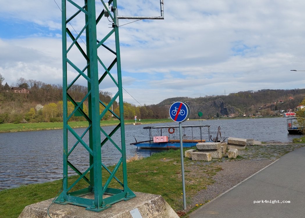 (250 67) Klecany - Povltavská — foto 3