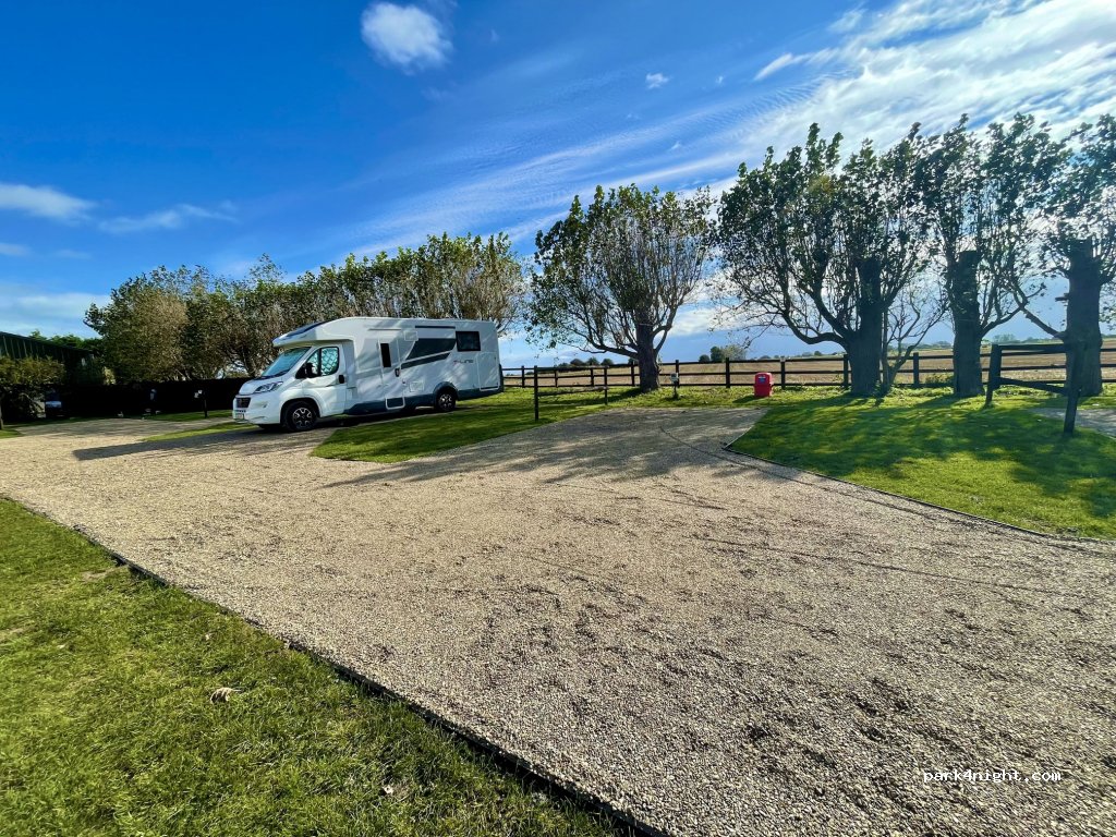 Romney Meadows Caravan and Camping Park — foto