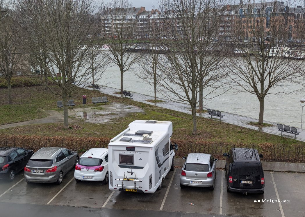 (5100) Namur - 216 Rue Mazy — foto 2