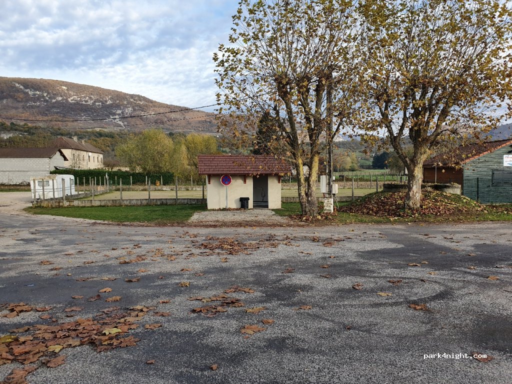 (01470) Briord - 14 Place des Chalets — foto 2