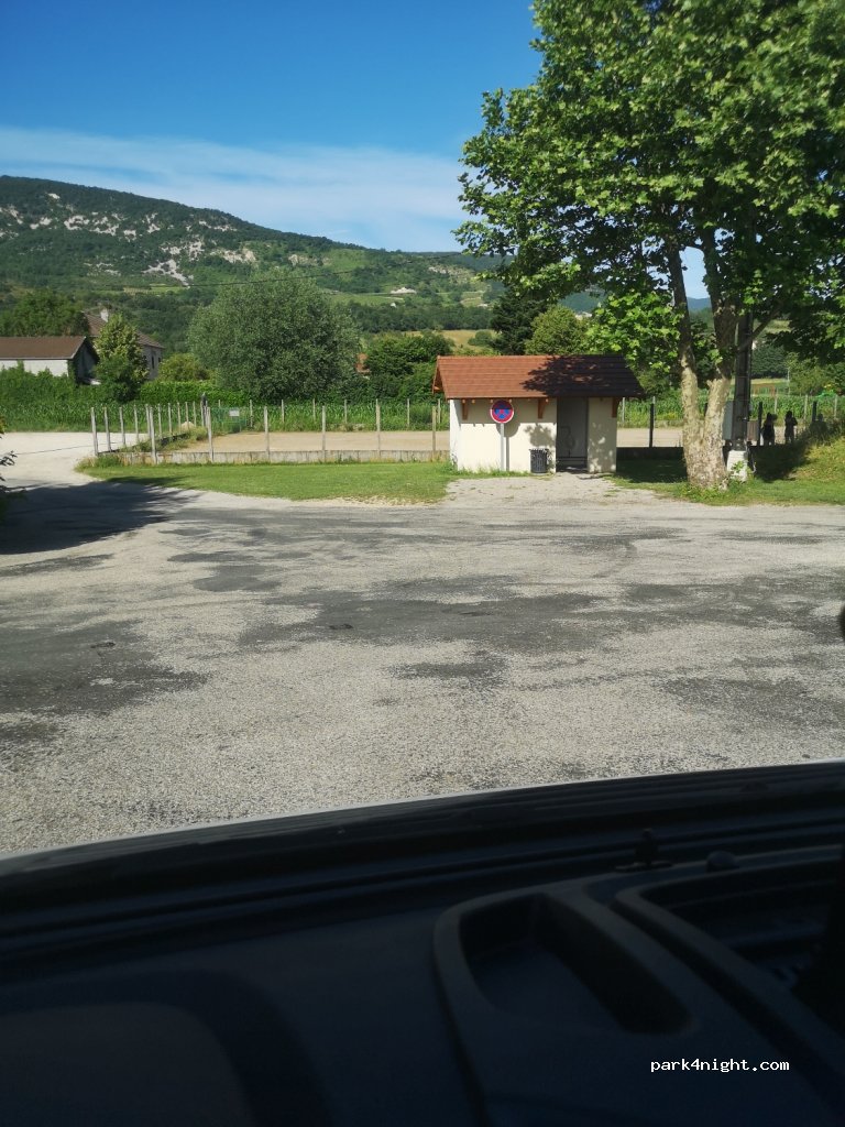 (01470) Briord - 14 Place des Chalets — foto 3