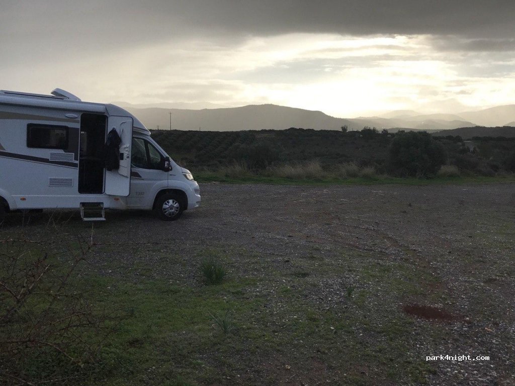 (700 14) Gouves - Unnamed Road — foto