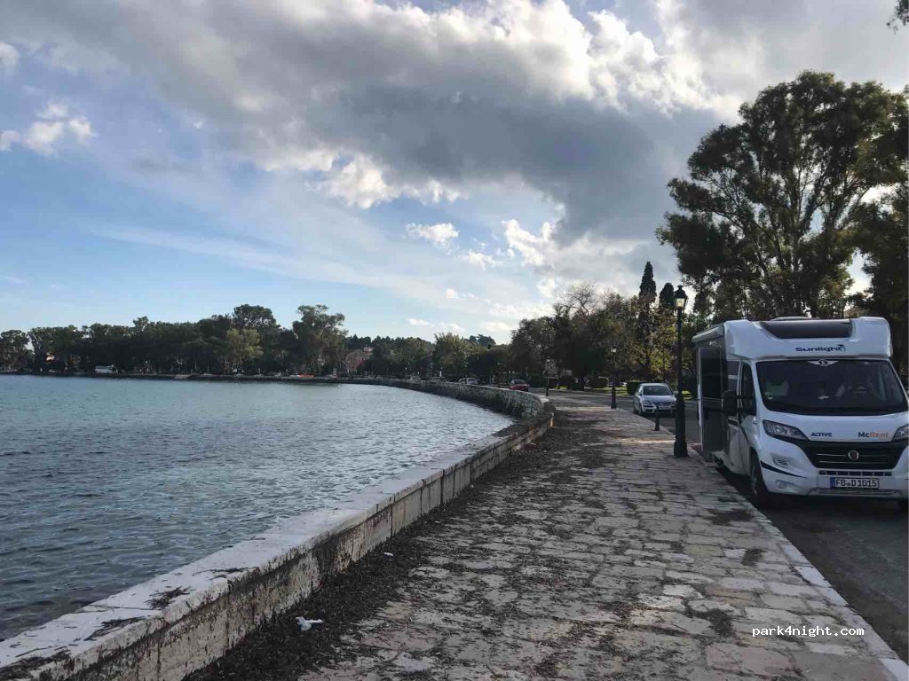 (491 00) Kerkira - 3 Πάροδος 1η Μητροπολίτου Αθανασίου — foto