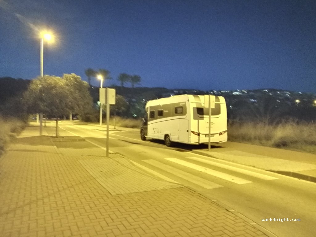 (03738) Jávea - 14 Avenida dels Furs — foto 2