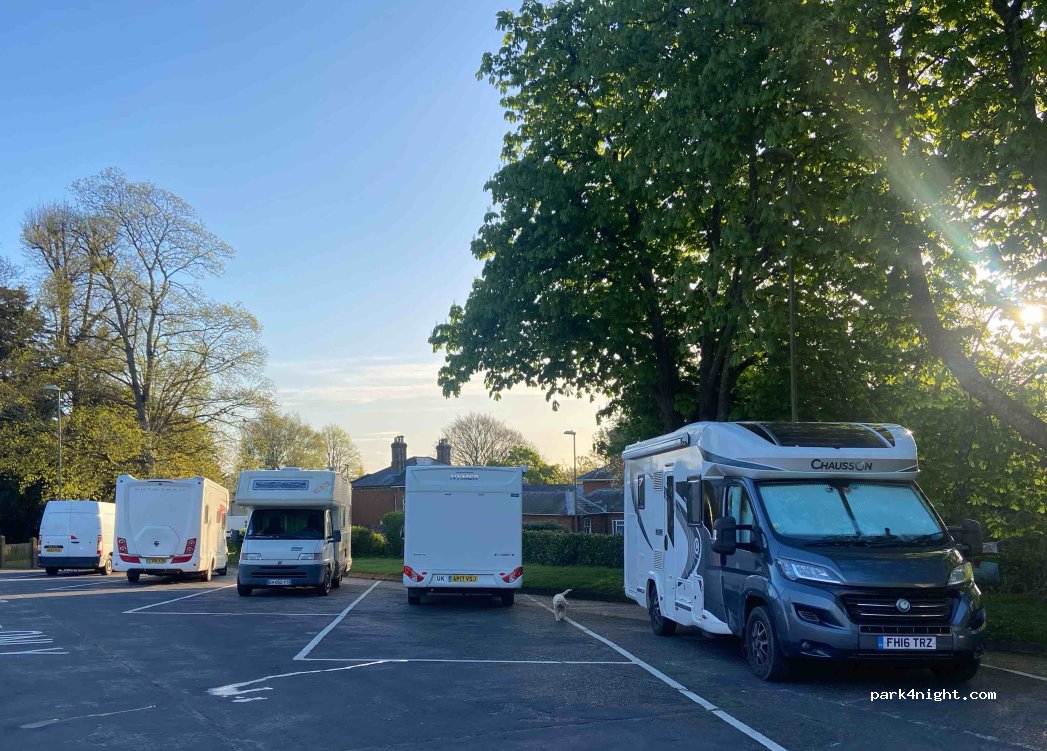 Winchester Coach Park — foto 4