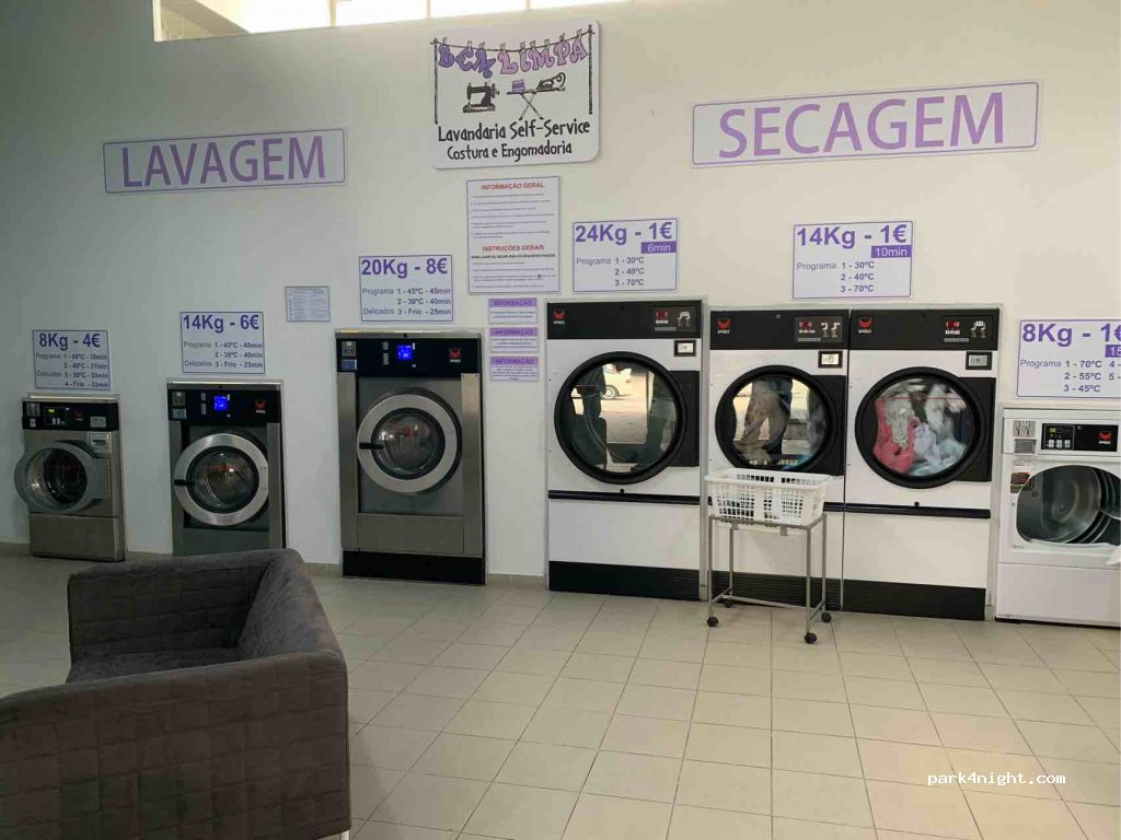 (2560-004) A dos Cunhados - 6 Largo do Mercado — foto 2