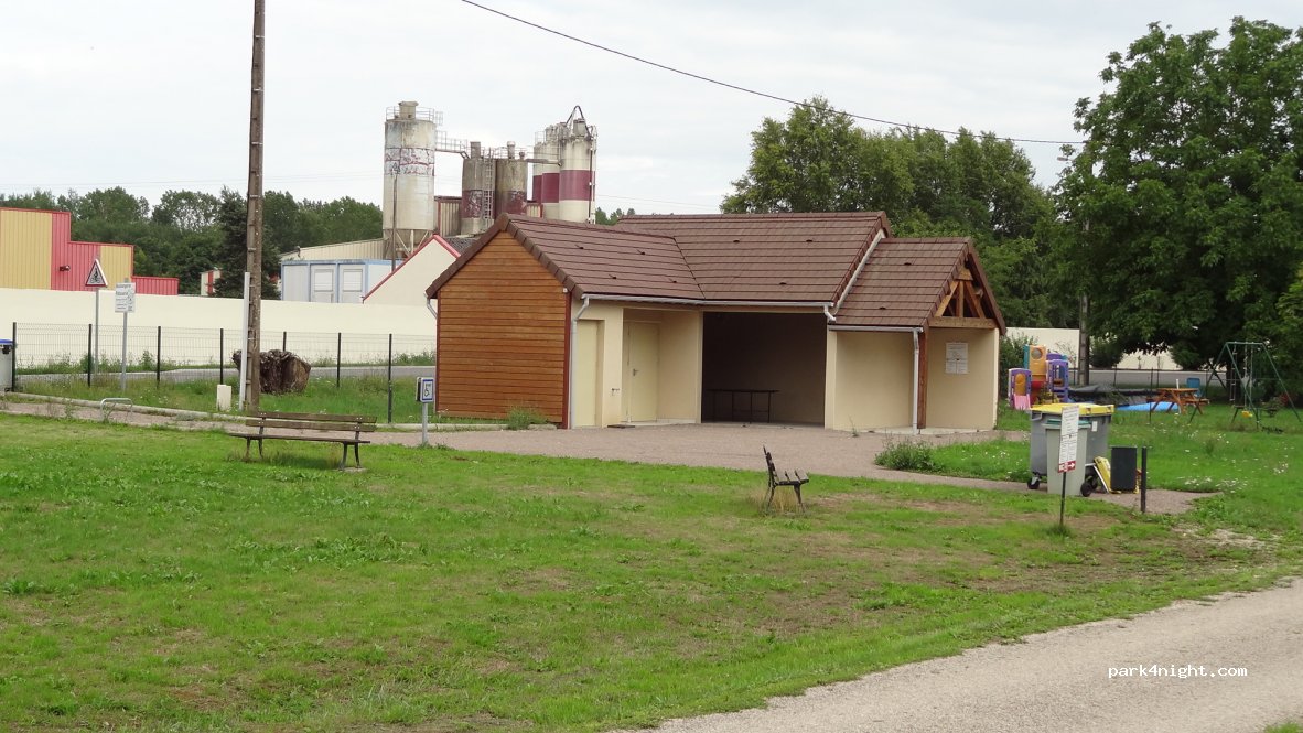 (21270) Maxilly-sur-Saône - D976 route de Talmay — foto 2