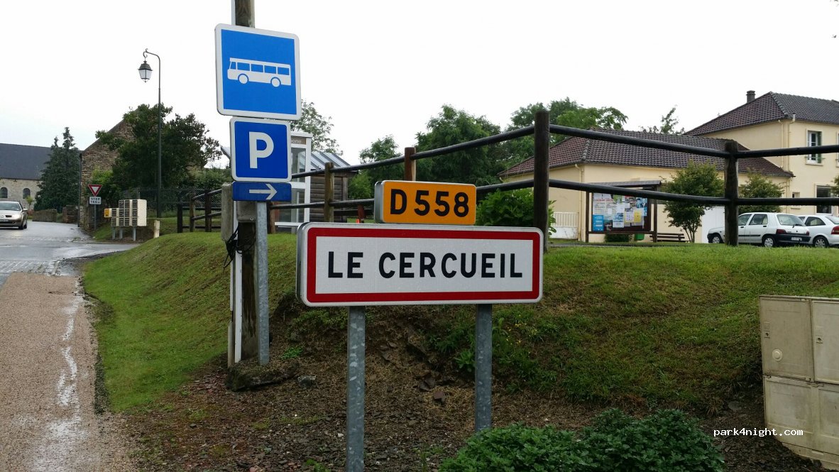 (61500) Le Cercueil - 10 Le Bourg — foto 4
