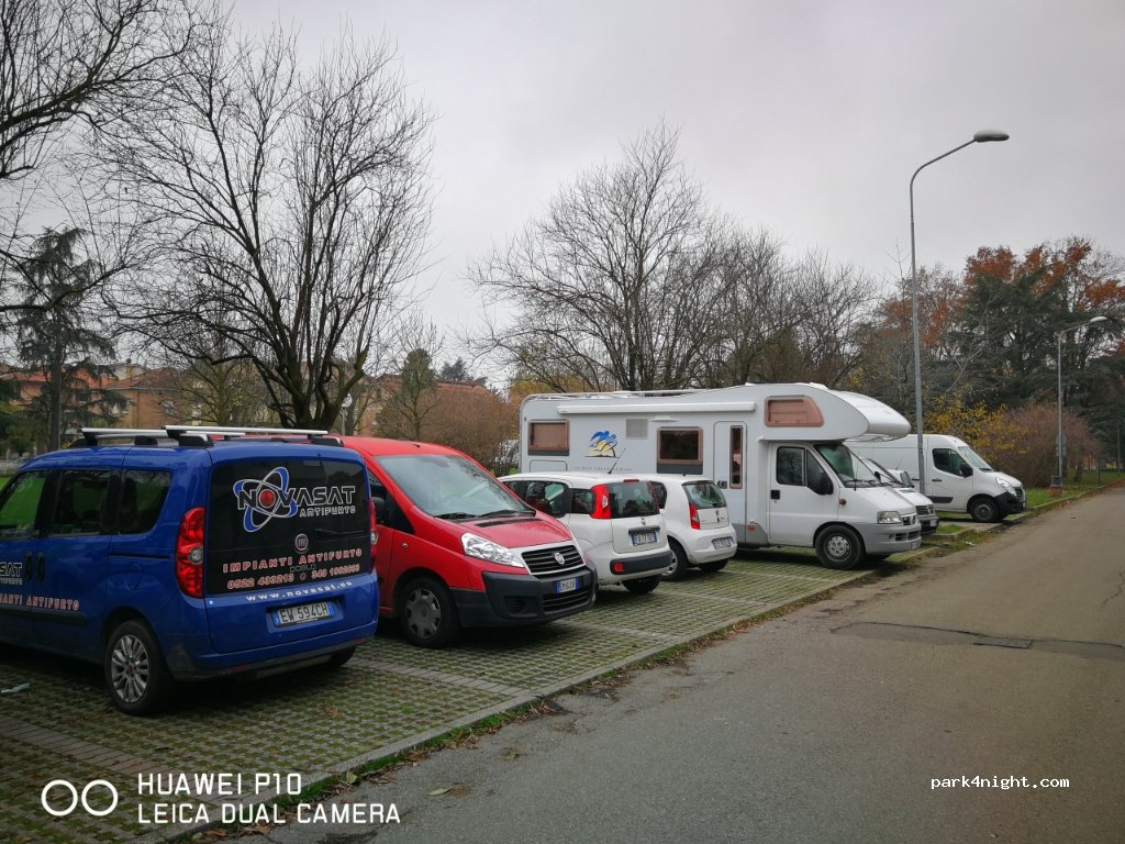 (42124) Reggio Emilia - 1 Via Ugo Borelli — foto