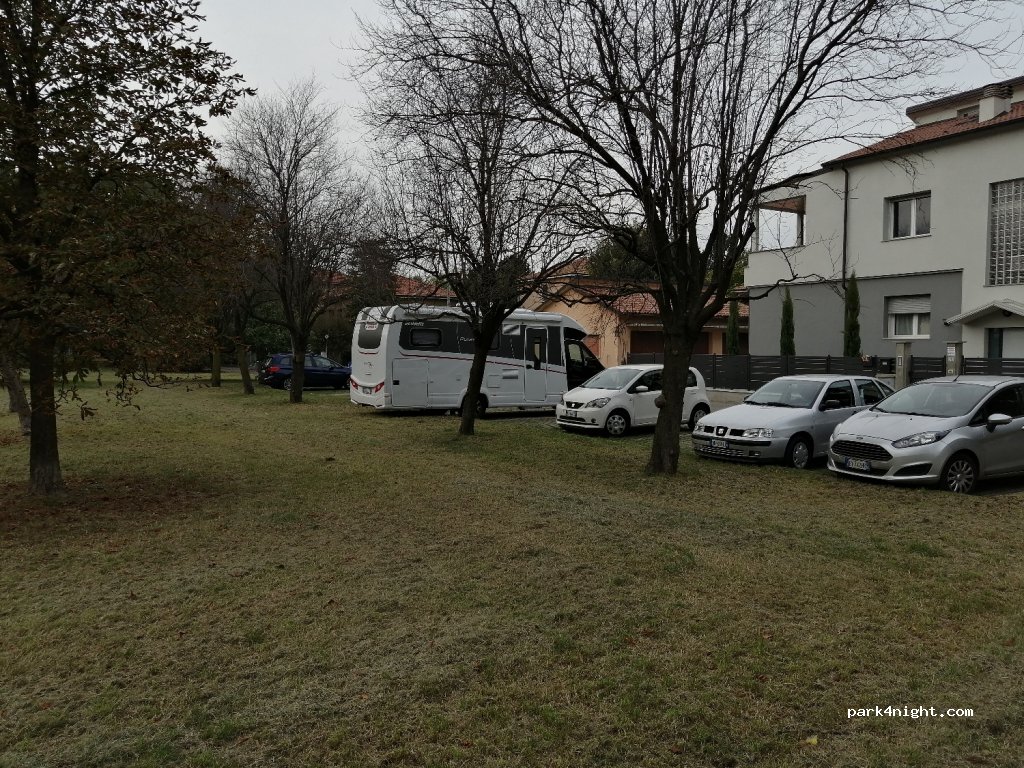 (42124) Reggio Emilia - 1 Via Ugo Borelli — foto 2