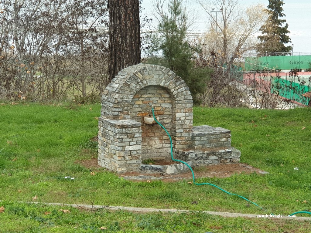 (600 66) Nea Agathoupoli - Unnamed Road — foto