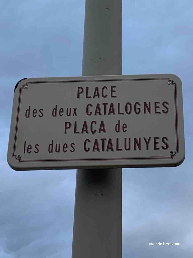 (66180) Villeneuve-de-la-Raho - 7 Place des Deux Catalognes — foto 2