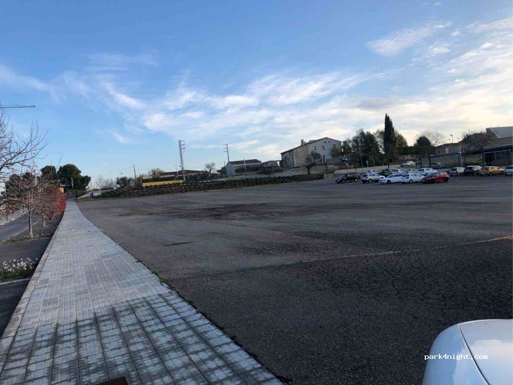 (08732) Castellví de la Marca - 8 Carrer Salvador Morato — foto 2
