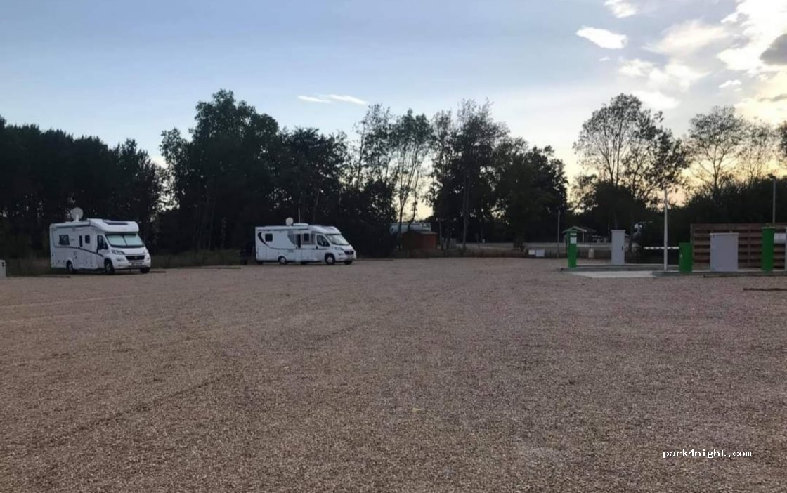 (10700) Le Chene - Rue de Châlons - Halte Saint-Balsème — foto 3