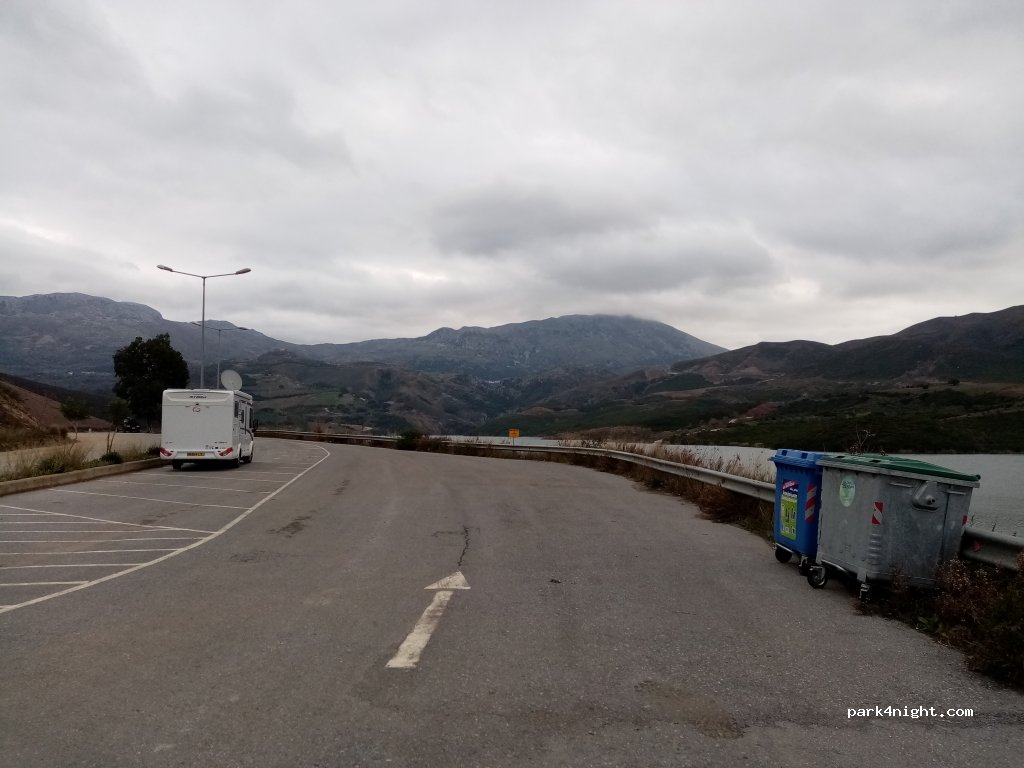 (740 61) Sivritos - Unnamed Road — foto 2