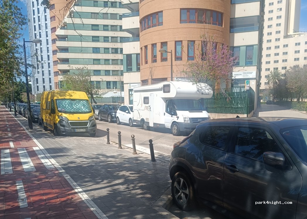 (46023) València - 39 Passeig de l'Albereda — foto 2
