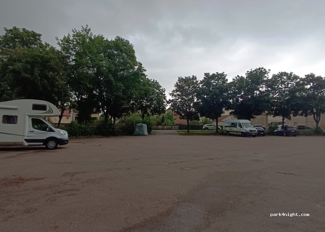 (21120) Is-sur-Tille - 4 Rue des Capucins — foto 2
